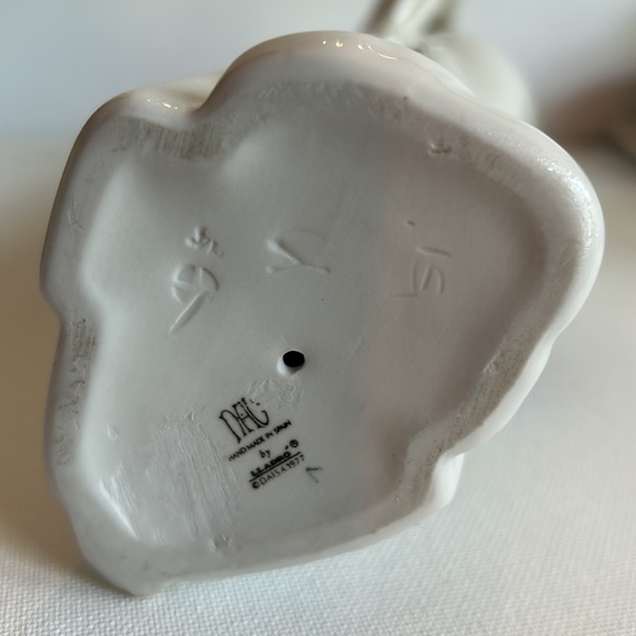 Vintage Lladro Figurine - Boy with Slippers - Picture 5 of 6